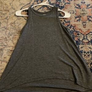 Light weight flowy Old Navy tank.